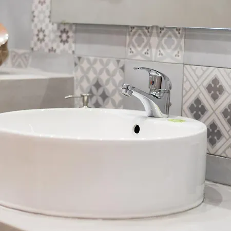 בית נופש Finiki Studios *